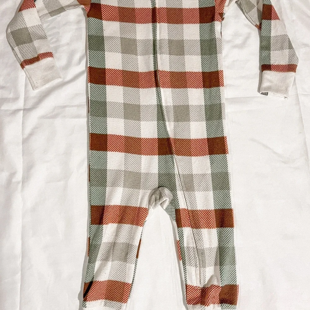 Modern Moments Super Soft Plaid Toddler One Piece Zip Up Pajama in Size 2T